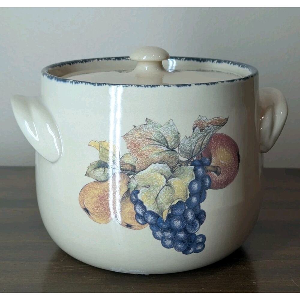 Vintage Home & Garden Party Fruit Pattern Bean Pot Casserole Crock W/ Lid 2004